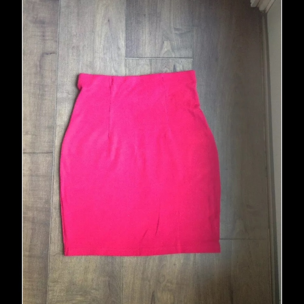 Forenza Bright Pink Mini Skirt - Picture 2 of 3